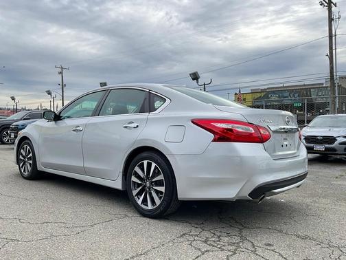 2017 Nissan Altima 2.5 SV