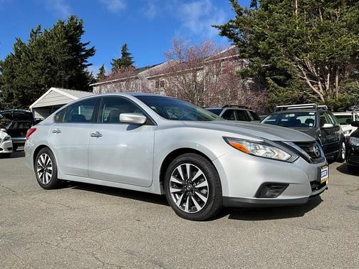2017 Nissan Altima 2.5 SV