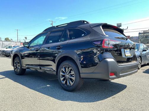 2025 Subaru Outback Onyx Edition