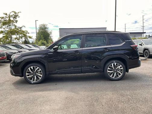Crystal Black Silica 2026 Subaru Forester Touring