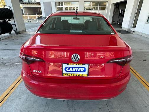 Tornado Red 2019 Volkswagen Jetta 1.4T SE