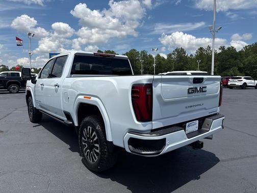 GLACIER WH 2026 GMC Sierra 2500 Denali Ultimate