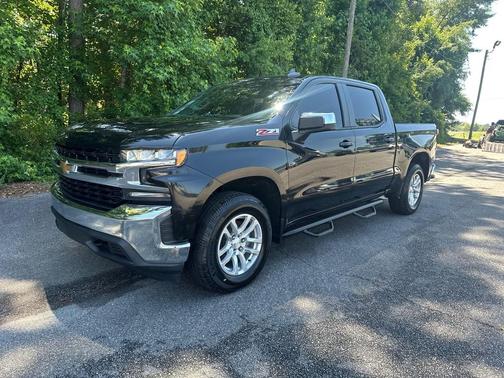 Black 2020 Chevrolet Silverado 1500 LT