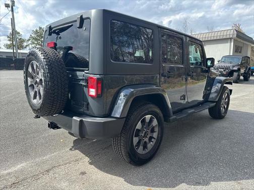 2017 Jeep Wrangler Unlimited Sahara