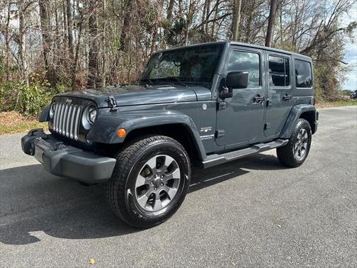 2017 Jeep Wrangler Unlimited Sahara