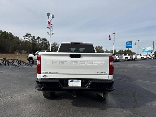 2025 Chevrolet Silverado 2500 Custom