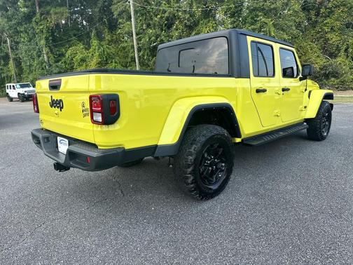 2023 Jeep Gladiator Willys