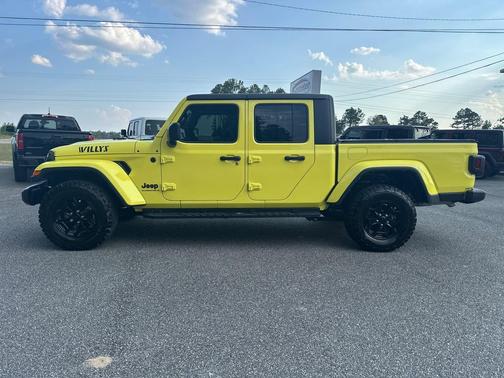 2023 Jeep Gladiator Willys