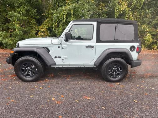 2024 Jeep Wrangler Sport