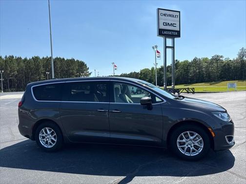 2020 Chrysler Pacifica Touring