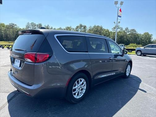 2020 Chrysler Pacifica Touring