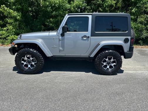 2014 Jeep Wrangler Freedom Edition