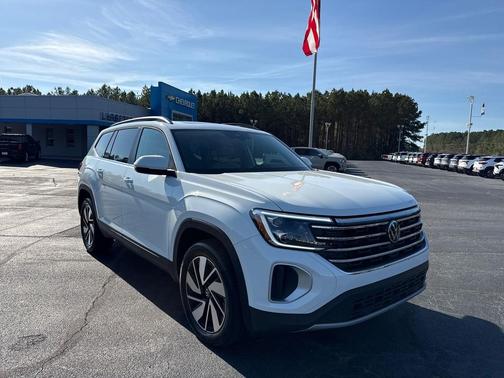 2025 Volkswagen Atlas 2.0T SE w/Technology