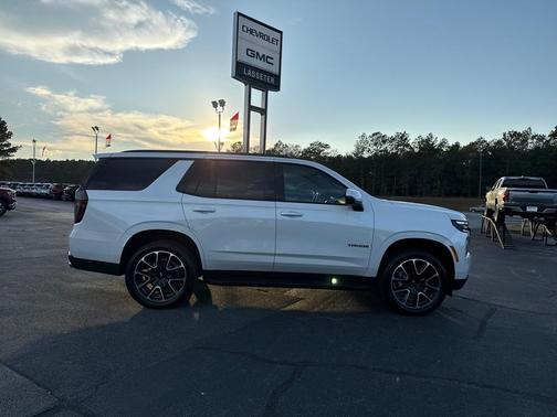 2025 Chevrolet Tahoe RST