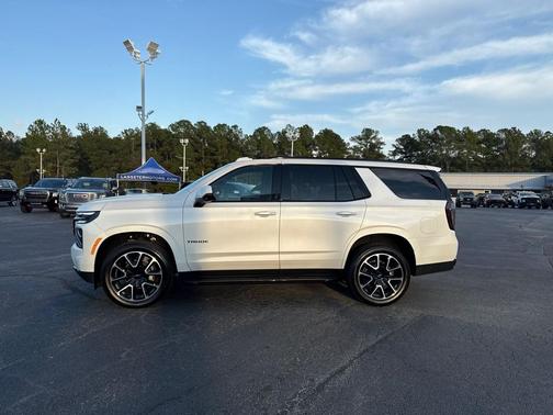 2025 Chevrolet Tahoe RST