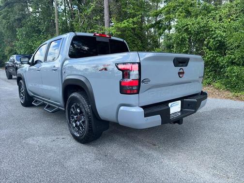 2023 Nissan Frontier PRO-X