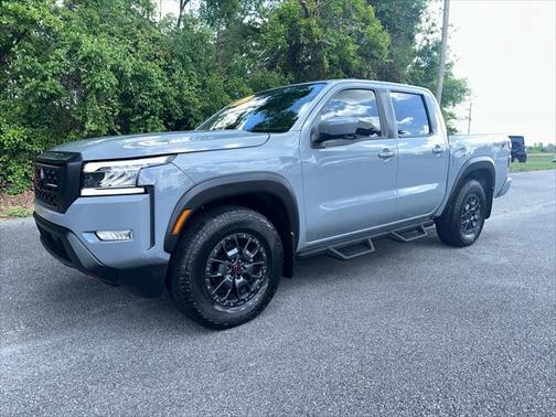 2023 Nissan Frontier PRO-X