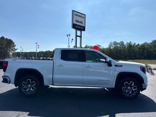 SUMMIT WHI 2026 GMC Sierra 1500 SLE