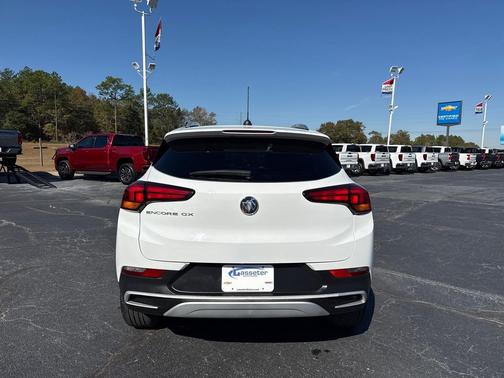 2022 Buick Encore GX Select