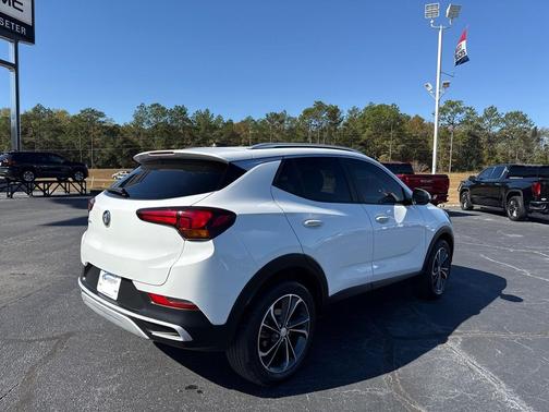 2022 Buick Encore GX Select