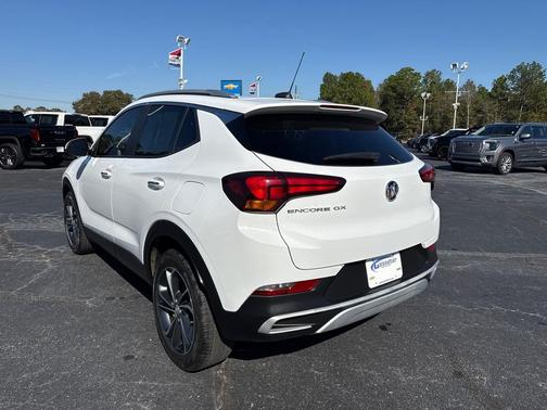 2022 Buick Encore GX Select