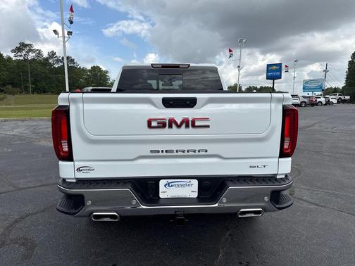 SUMMIT WHI 2026 GMC Sierra 1500 SLT