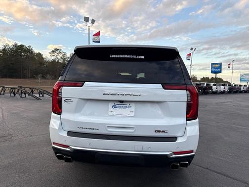 2025 GMC Yukon XL Denali