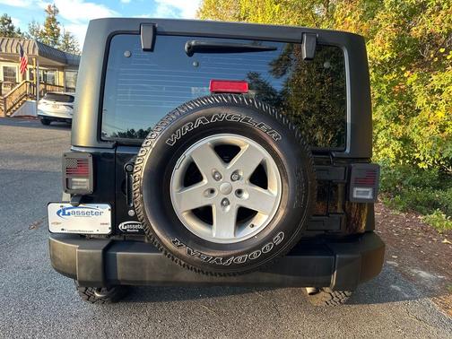 2016 Jeep Wrangler Sport