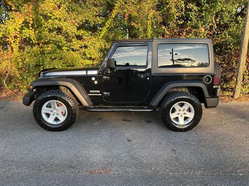 2016 Jeep Wrangler Sport