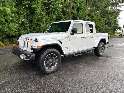 2023 Jeep Gladiator Overland