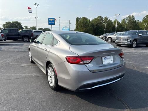 2016 Chrysler 200 Limited