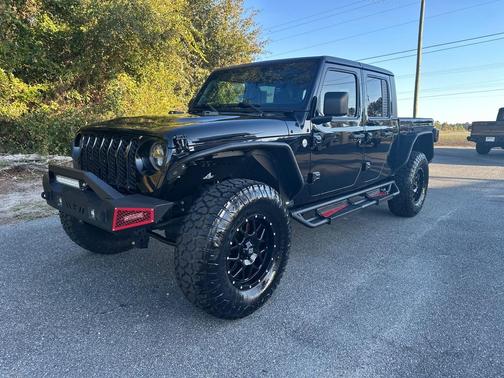 2020 Jeep Gladiator Sport S