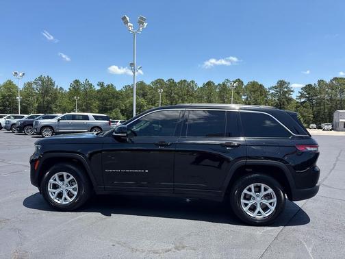 BLACK 2024 Jeep Grand Cherokee Limited