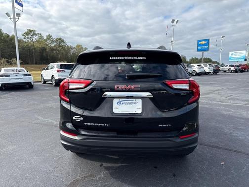 2024 GMC Terrain SLE