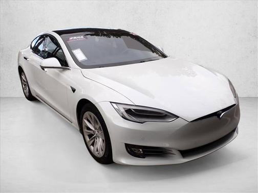 2020 Tesla Model S Long Range