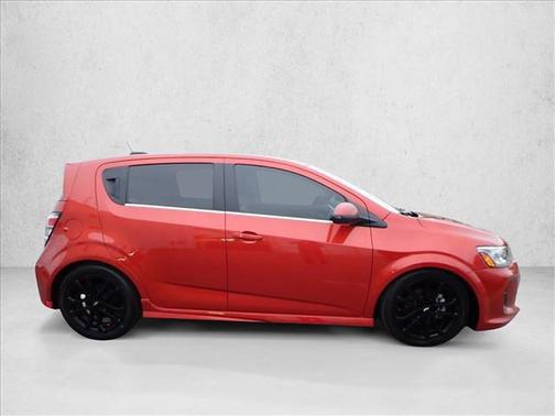 2020 Chevrolet Sonic FWD Hatchback Premier 5-Door