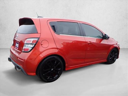 2020 Chevrolet Sonic FWD Hatchback Premier 5-Door