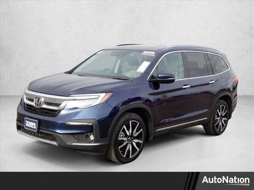 2022 Honda Pilot Touring 8-Passenger