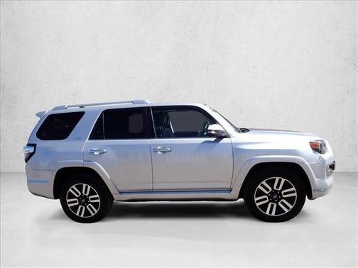 Classic Silver Metallic 2018 Toyota 4Runner Limited