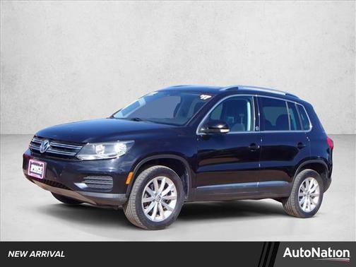 2017 Volkswagen Tiguan 2.0T Wolfsburg Edition