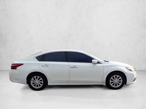 Glacier White 2018 Nissan Altima 2.5 S