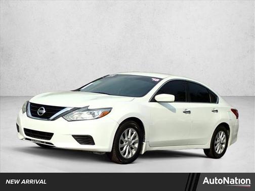 Glacier White 2018 Nissan Altima 2.5 S