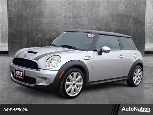 2007 MINI Cooper S Base