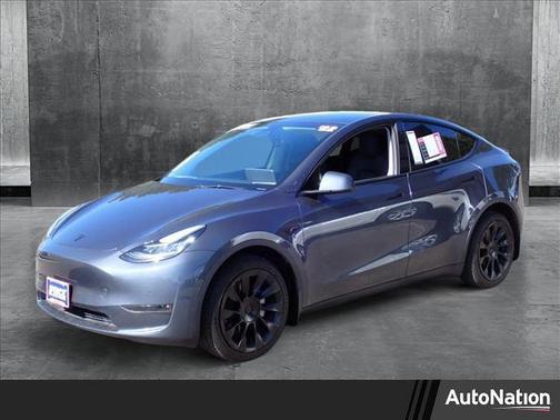 2022 Tesla Model Y Long Range Dual Motor All-Wheel Drive