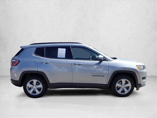 Billet Silver Metallic Clearcoat 2018 Jeep Compass Latitude