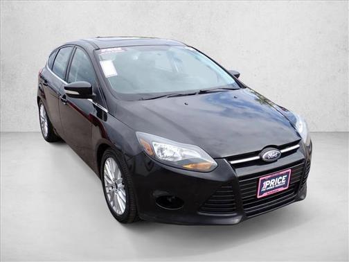 Tuxedo Black Metallic 2014 Ford Focus Titanium
