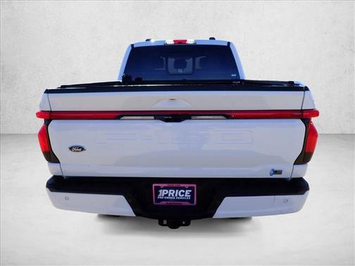 Oxford White 2023 Ford F-150 Lightning Platinum