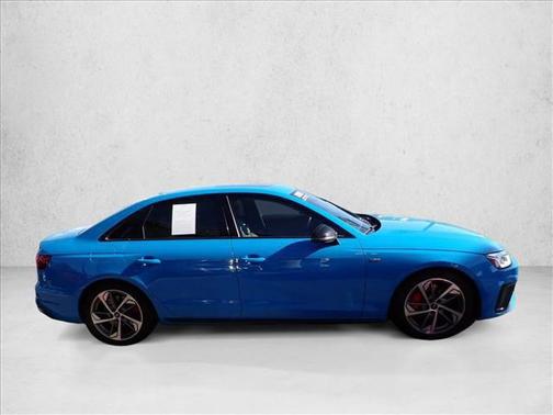 2022 Audi A4 45 S line Premium Plus