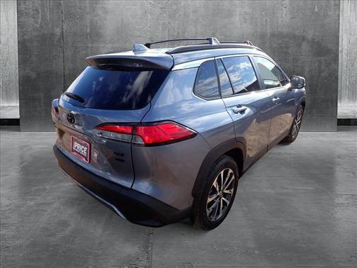 2022 Toyota Corolla Cross XLE
