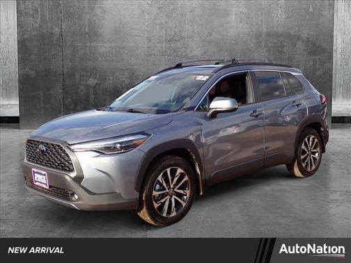 2022 Toyota Corolla Cross XLE